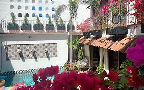 Casa Da Lusso Mexican Style Hacienda